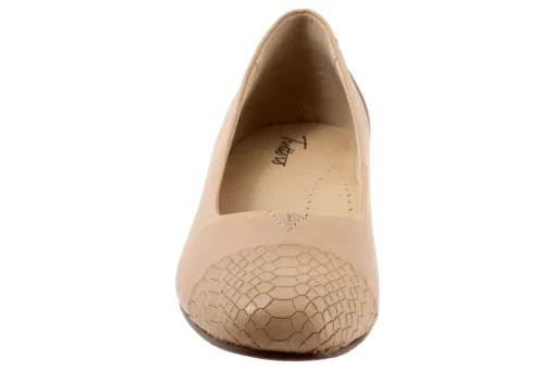Trotters Daisy