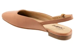 Trotters Holly